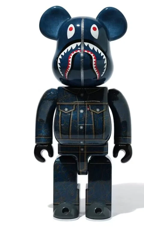 Bape Levi’s Bearbrick 400%